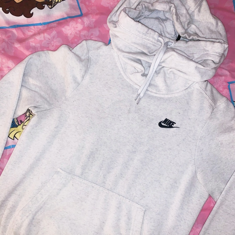 NIKE WHITE FUNNEL NECK HOODIE